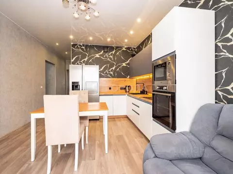 2-к кв. Новосибирская область, Новосибирск ул. Фадеева, 66/4 (76.6 м)