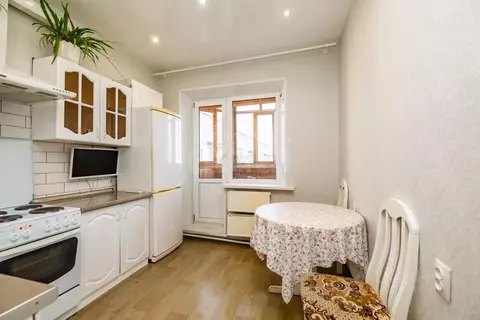 2-к кв. Ханты-Мансийский АО, Сургут ул. Лермонтова, 1/1 (60.0 м)