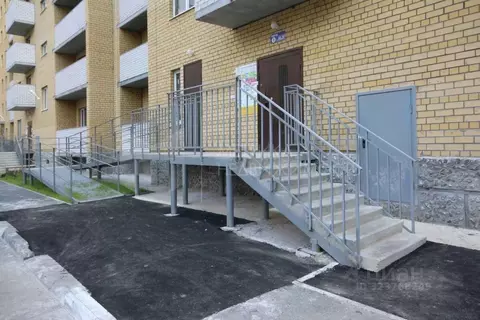 2-к кв. Тюменская область, Тюмень ул. Избышева, 6 (66.6 м)