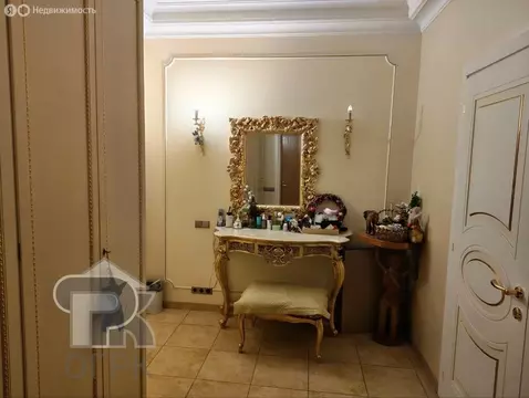 6-комнатная квартира: Москва, Можайское шоссе, 2 (237 м)