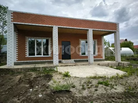 Дом в Орловская область, Орловский район, пос. Живописцев  (125 м)