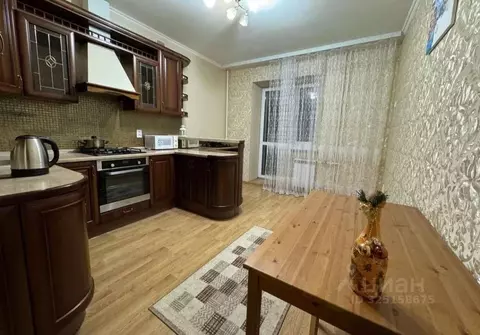 1-к кв. Самарская область, Самара Ленинградская ул., 100 (50.0 м)