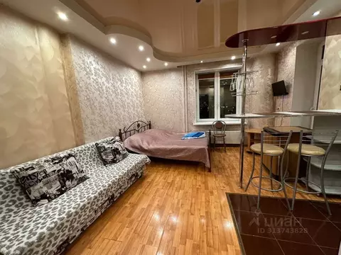 1-к кв. Тюменская область, Тюмень ул. 50 лет ВЛКСМ, 13к2 (36.0 м)