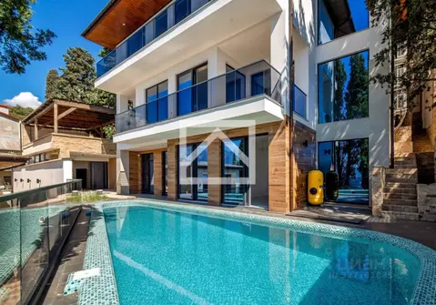 Дом в Крым, Ялта муниципальный округ, Массандра пгт ул. Мира (400 м)