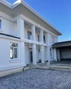 Дом в Калужская область, Калуга ул. Изумрудная, 11 (300 м)