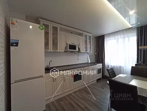 3-к кв. Кировская область, Киров ул. Ленина, 187к1 (69.4 м)