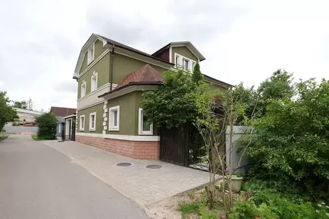 Дом в Новгородская область, Великий Новгород Гаражный пер., 5 (320 м)
