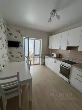 2-к кв. Башкортостан, Уфа просп. Октября (68.0 м)