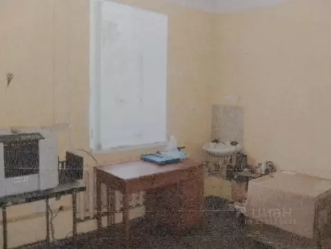 Помещение свободного назначения в Псковская область, Опочка ул. ...