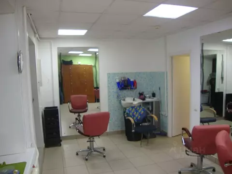 Помещение свободного назначения в Коми, Сыктывкар ул. Морозова, 147 ...