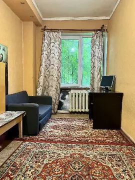 Продается комната в 4-комнатной квартире