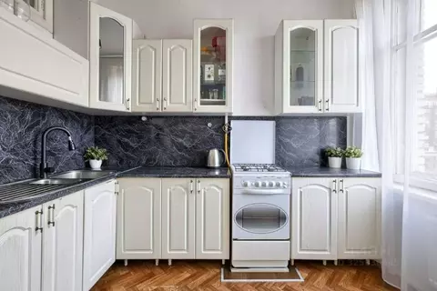 3-к кв. Санкт-Петербург Наличная ул., 31 (102.4 м)