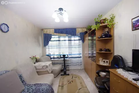 2-комнатная квартира: Калуга, улица Веры Андриановой, 68 (46 м)