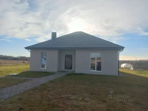 Дом в Калининградская область, Багратионовский муниципальный округ, ...