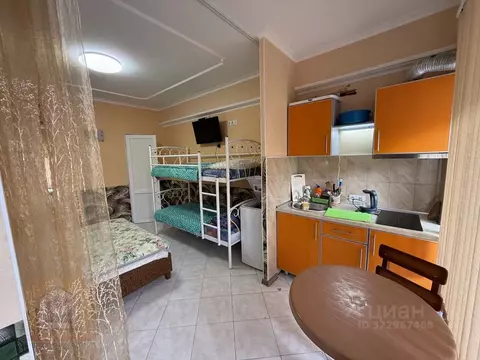 Студия Крым, Сакский район, Лесновское с/пос, с. Прибрежное ул. ...