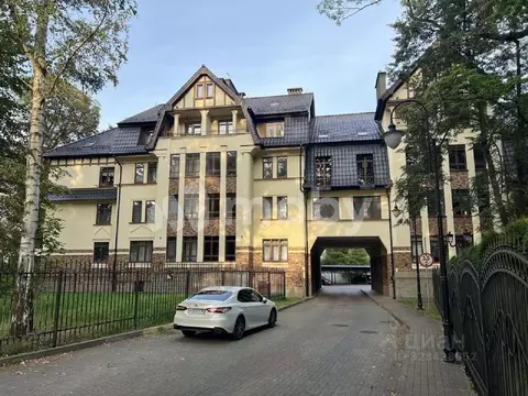 3-к кв. Калининградская область, Калининград ул. Каштановая Аллея, 42 ...