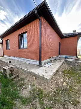 Дом в Адыгея, Тахтамукайский район, Яблоновский пгт Центральная ул., ...