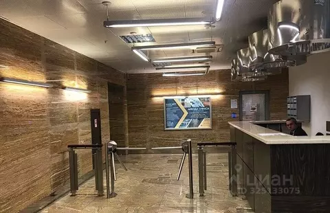 Офис в Москва ул. Можайский Вал, 8Б (340 м)
