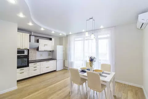 3-к кв. Тюменская область, Тюмень ул. Александра Протозанова, 10к1 ...