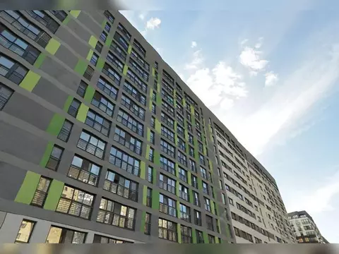 3-к кв. Тюменская область, Тюмень ул. 50 лет Октября, 57Ак1 (131.8 м)