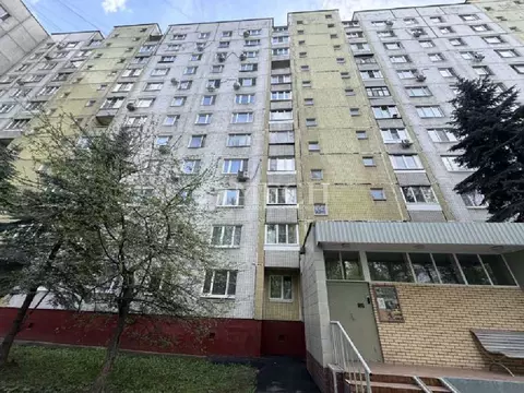 Продается комната в 3-комнатной квартире