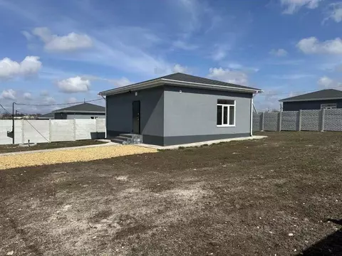 Дом в Крым, Симферопольский район, 3-й массив садовые участки ул. Мира ...