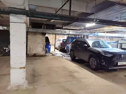 Гараж в Москва Рублевское ш., 12к2 (18 м)