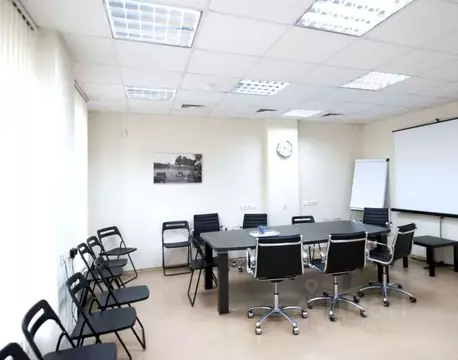 Офис в Москва Озерковская наб., 12 (960 м)