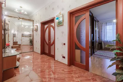 Продается 3-комнатная квартира