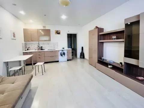 Студия Тюменская область, Тюмень Таврическая ул., 9к4 (35.0 м)