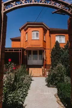 Дом в Астраханская область, Астрахань ул. Адмирала Угрюмова, 12 (300 ...