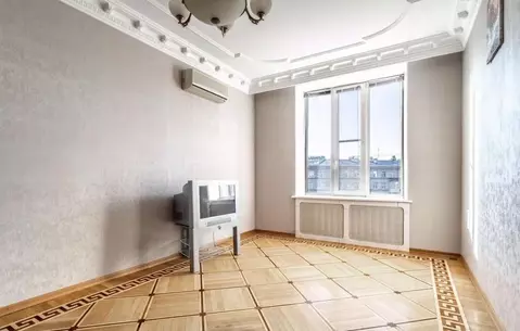 3-к кв. Санкт-Петербург Наличная ул., 27 (81.0 м)