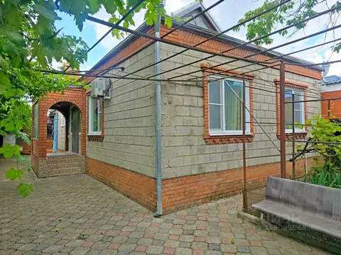 Дом в Краснодарский край, Красноармейский район, Старонижестеблиевская ...