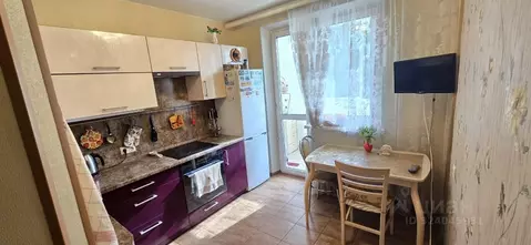 1-к кв. Москва ул. Героев Панфиловцев, 13к3 (40.0 м)