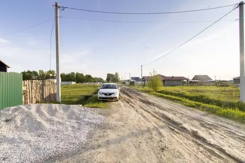 Участок в Тюменская область, Тюменский муниципальный округ, д. Якуши, ...