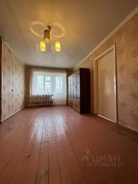 2-к кв. Астраханская область, с. Икряное ул. Советская, 40 (42.2 м)