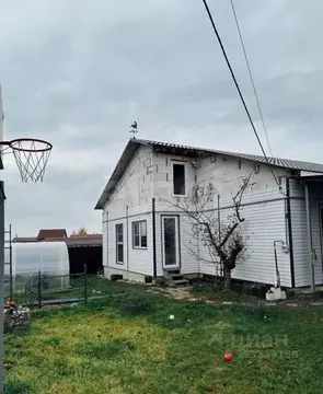 Дом в Калужская область, Дзержинский муниципальный округ, с. Дворцы ...