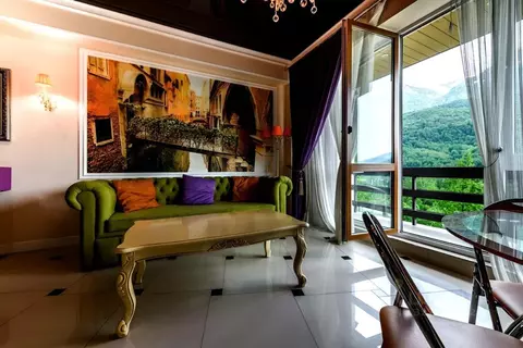 1-к кв. Краснодарский край, Сочи Кленовая ул., 9/5 (55.0 м)