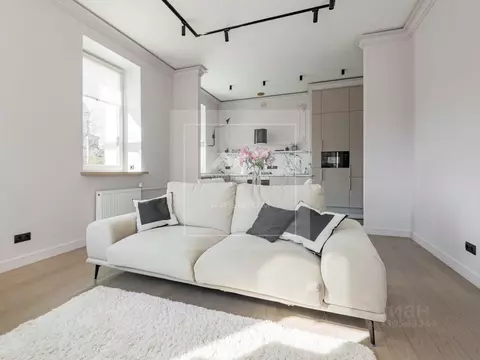 2-к кв. Санкт-Петербург просп. Добролюбова, 27 (90.4 м)