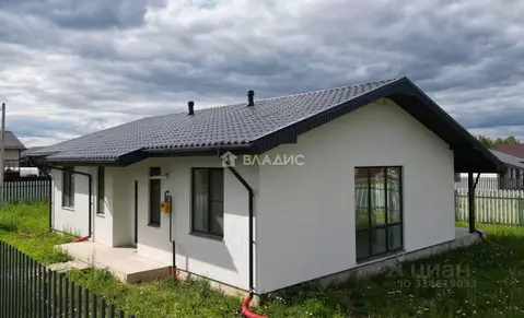 Дом в Калужская область, Боровский район, Совьяки с/пос, д. Рязанцево ...