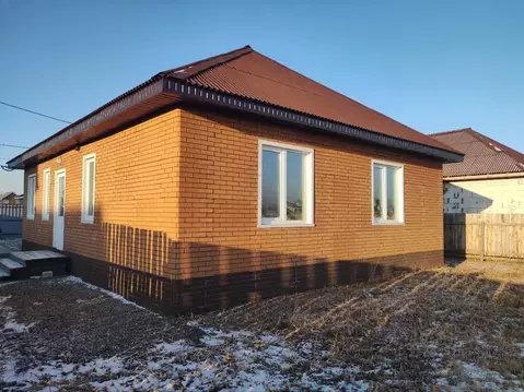 Дом в Хакасия, Усть-Абаканский район, д. Чапаево Абаканская ул., 7А ...