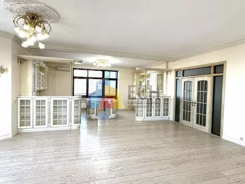 4-комнатная квартира: Москва, улица Островитянова, 11к1 (230 м)