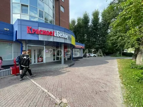 Помещение свободного назначения в Тюменская область, Тюмень ул. 50 лет ...