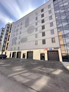 Гараж в Санкт-Петербург наб. Реки Каменки, 11к1 (13 м)