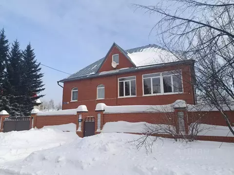 Дом в Алтайский край, Барнаул Спутник мкр, ул. Яблоневая, 17 (167 м)