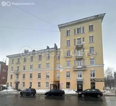 2-комнатная квартира: Мончегорск, проспект Металлургов, 35 (41.8 м)