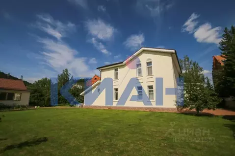 Коттедж в Красноярский край, Красноярск Кедровый пер., 11 (286 м)