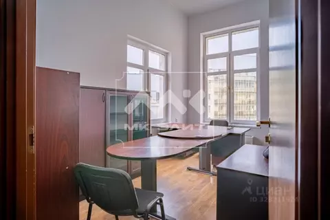 Офис в Санкт-Петербург Боткинская ул., 15к1 (257 м)
