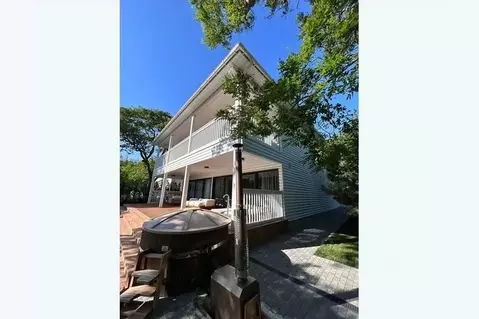 Дом в Краснодарский край, Геленджик городской округ, с. Кабардинка ул. ...