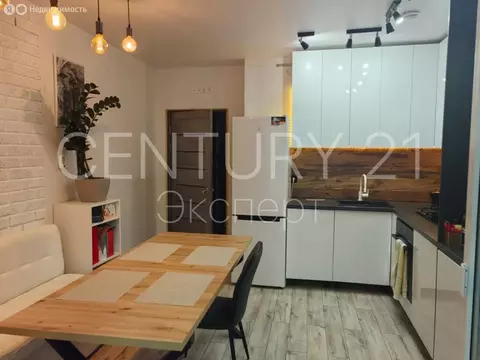 2-комнатная квартира: Калининград, Мирная улица, 1 (56.1 м)